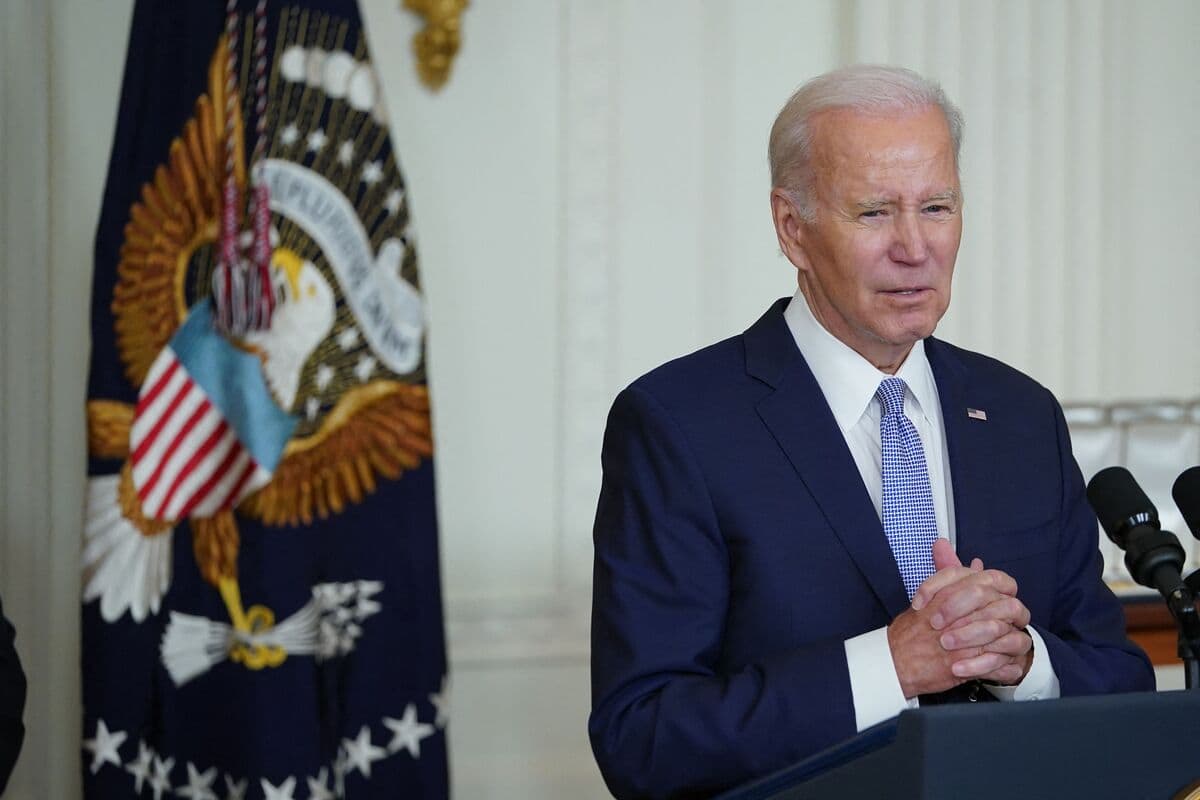 Deux ans apr&egrave;s l&rsquo;assaut du Capitole, Biden condamne la &laquo;violence politique&raquo;