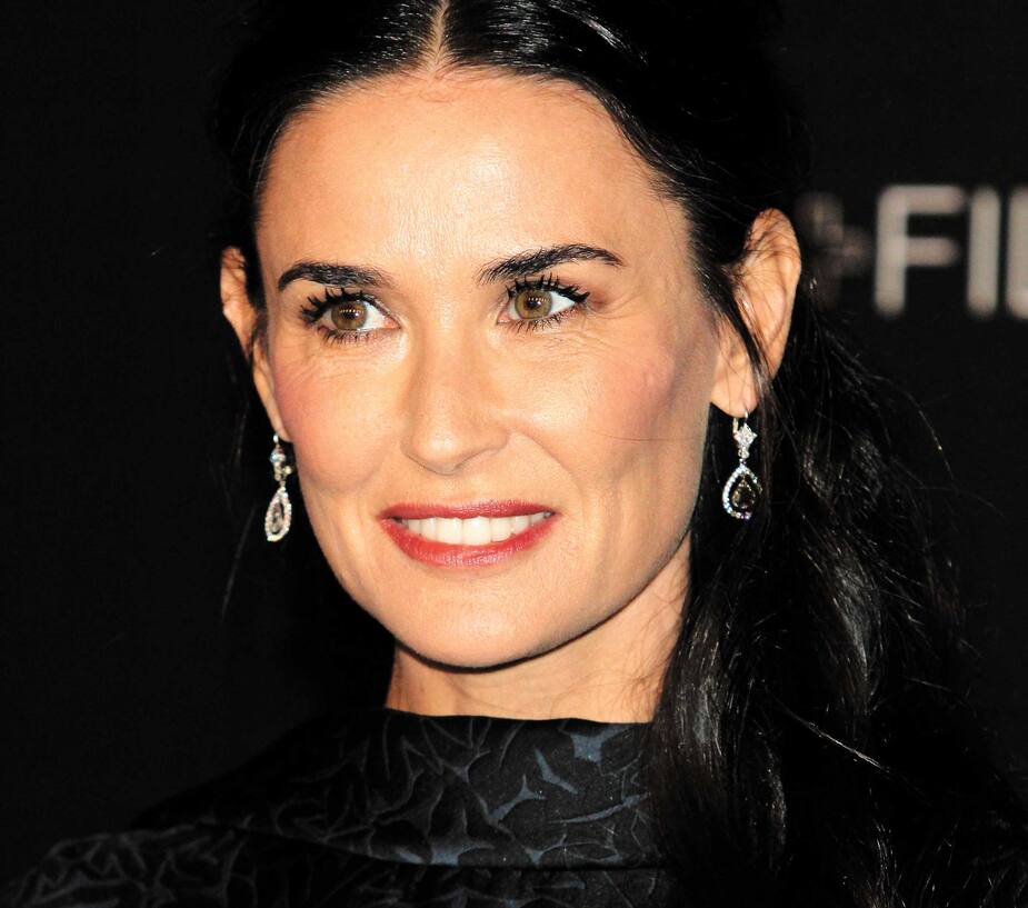 Image principale de l'article Demi Moore explique sa salle de bain étrange