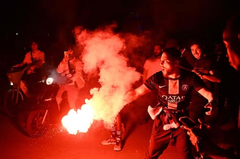 Crowd scene in Paris during World Cup qualifier celebrations