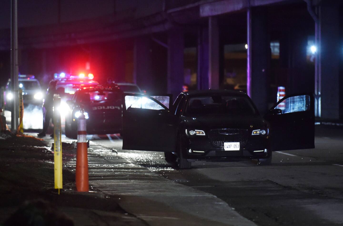 Ville Mont-Royal: une femme blessée par balle au volant de son véhicule