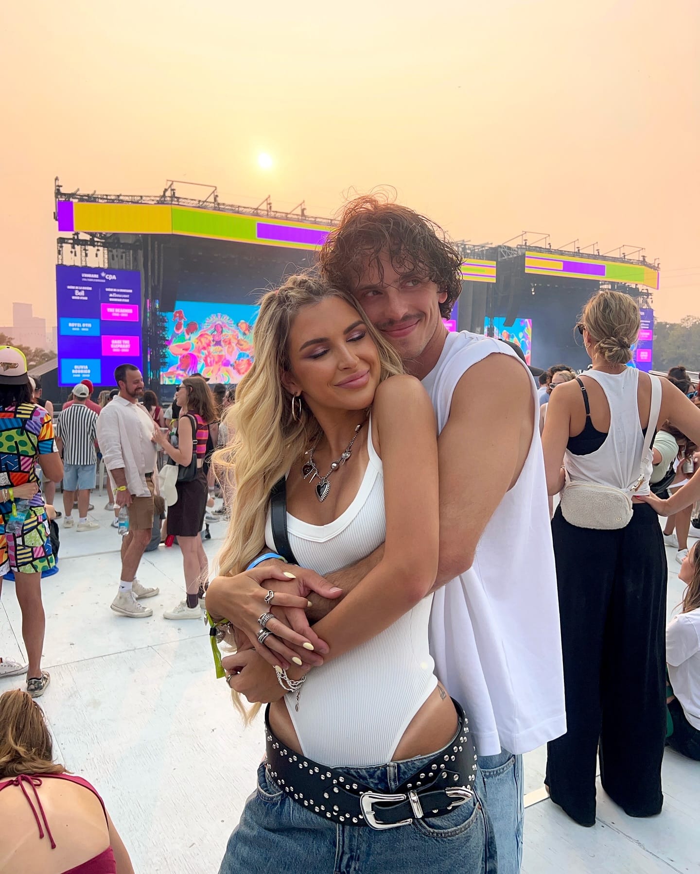 Sa vidéo suggestive avec son chum fait réagir