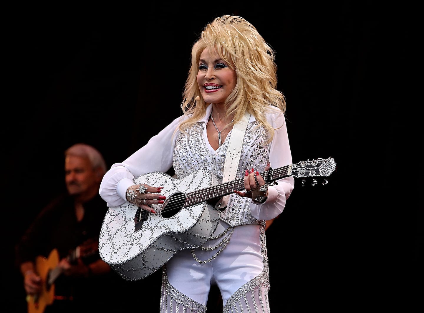 La chanteuse Isabelle Boulay «bouleversée» par le décès de l’icône de la country Dolly Parton
