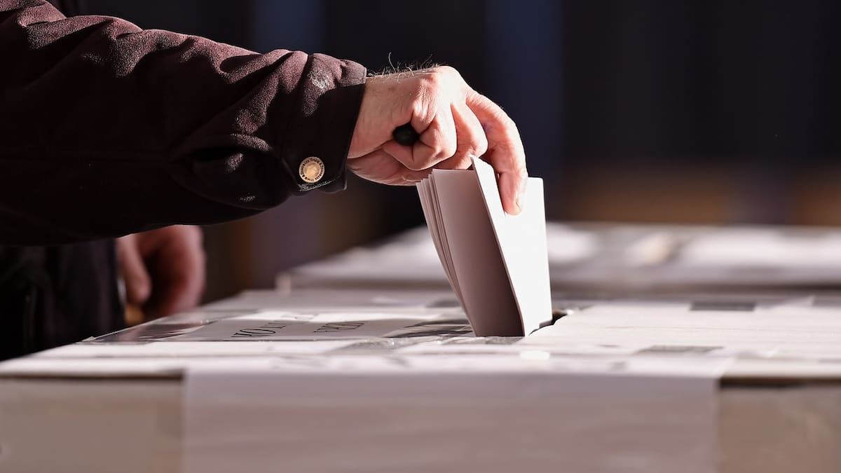 Vote 16 L'âge légal pour voter abaissé à 16 ans au Royaume-Uni | JDQ