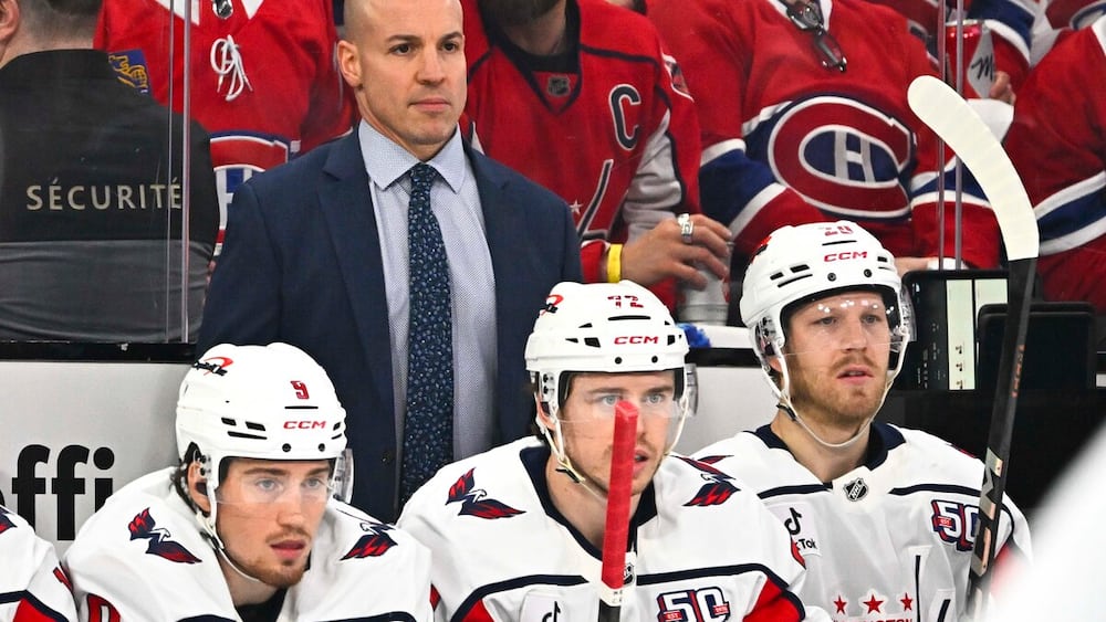 Le coach des Capitals encense encore Montréal