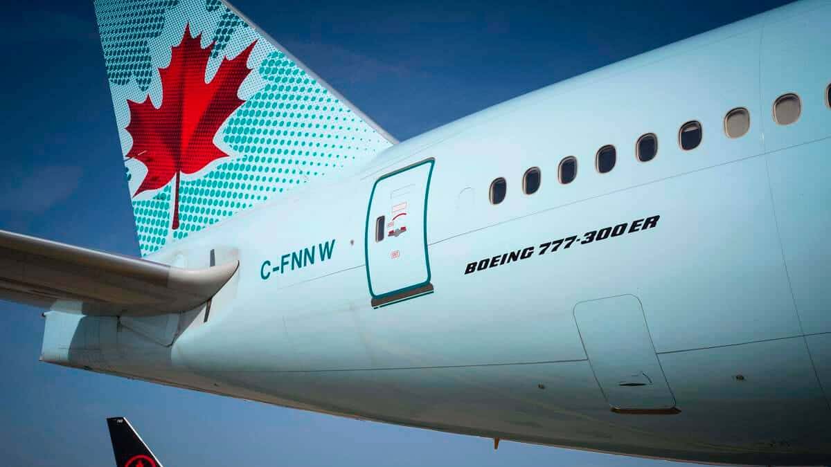 Les pilotes d’Air Canada votent pour la grève