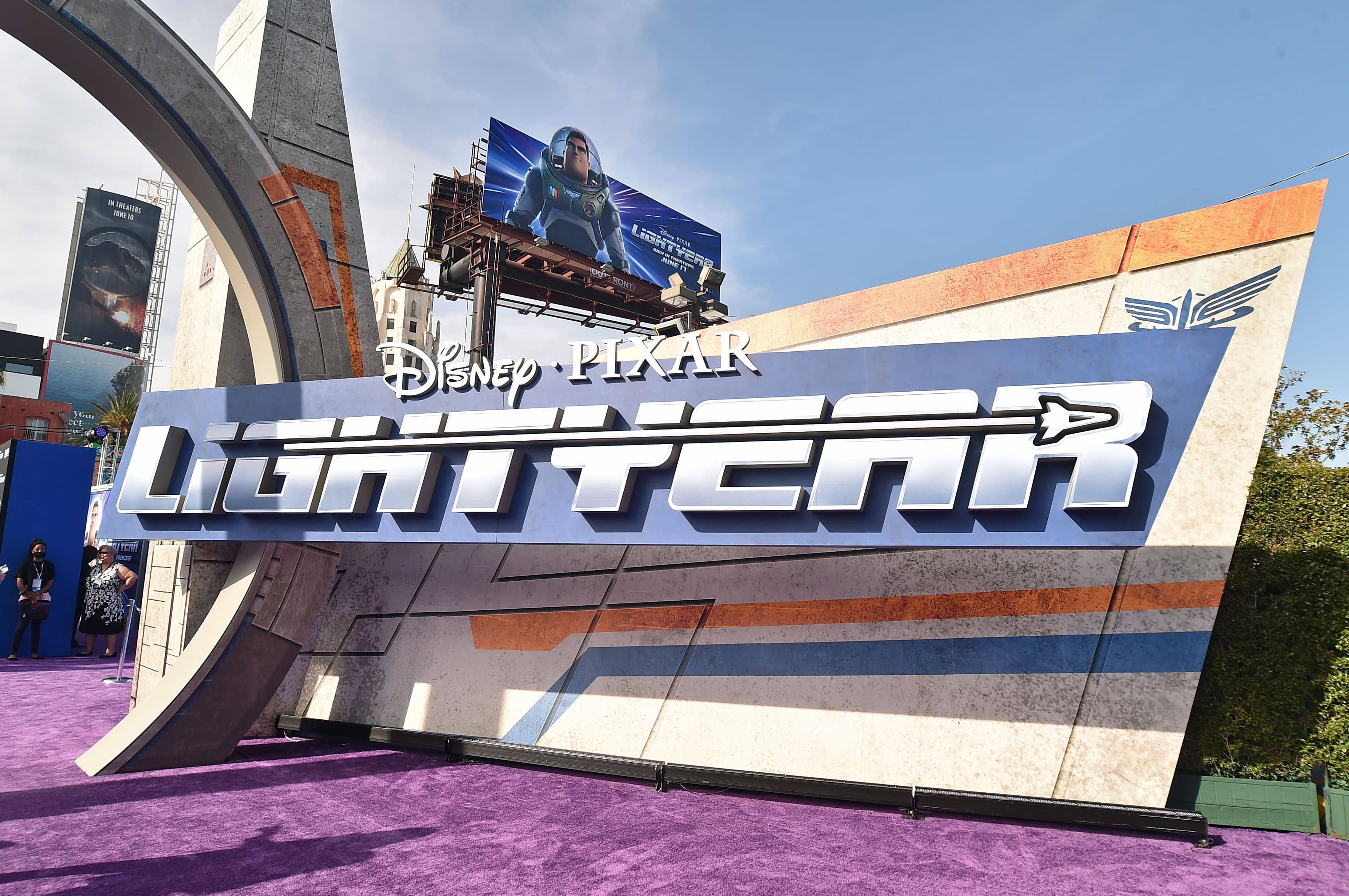 Les &Eacute;mirats interdisent &laquo;Lightyear&raquo; contenant un baiser entre deux femmes