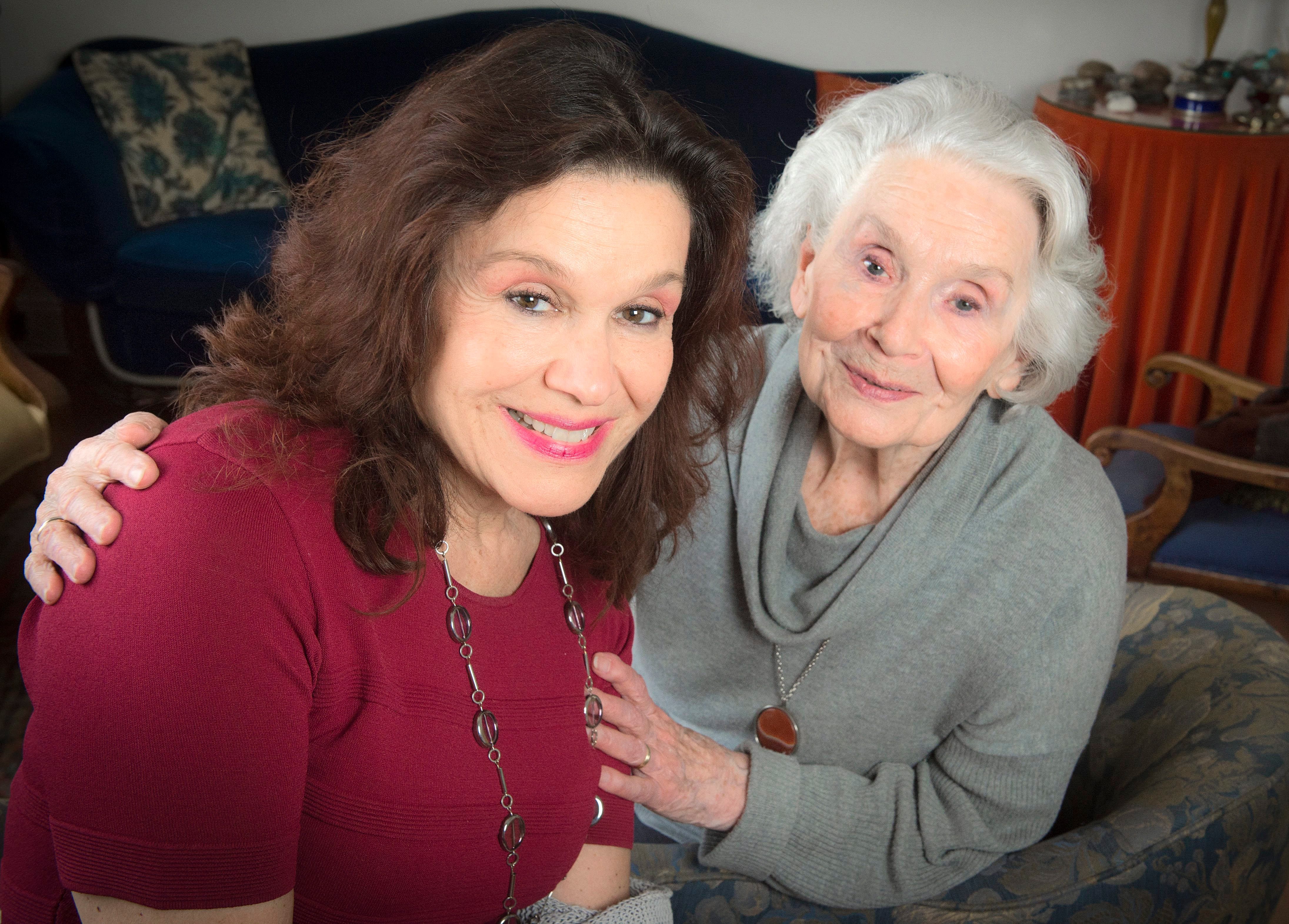 Avec sa mère Françoise Faucher en 2016.
