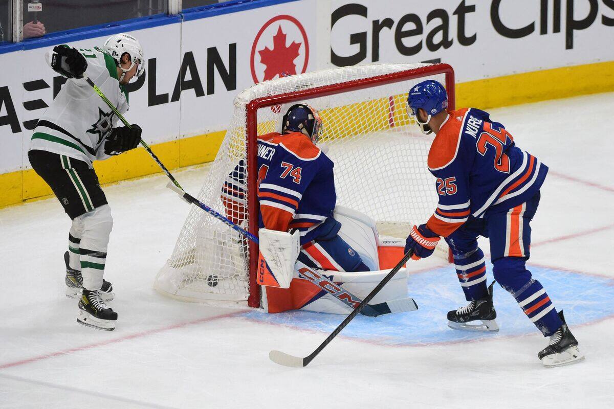 Les Oilers ont encore &eacute;t&eacute; coul&eacute;s par leur moteur de tondeuse
Les Oilers ont encore &eacute;t&eacute; coul&eacute;s par leur moteur de tondeuse