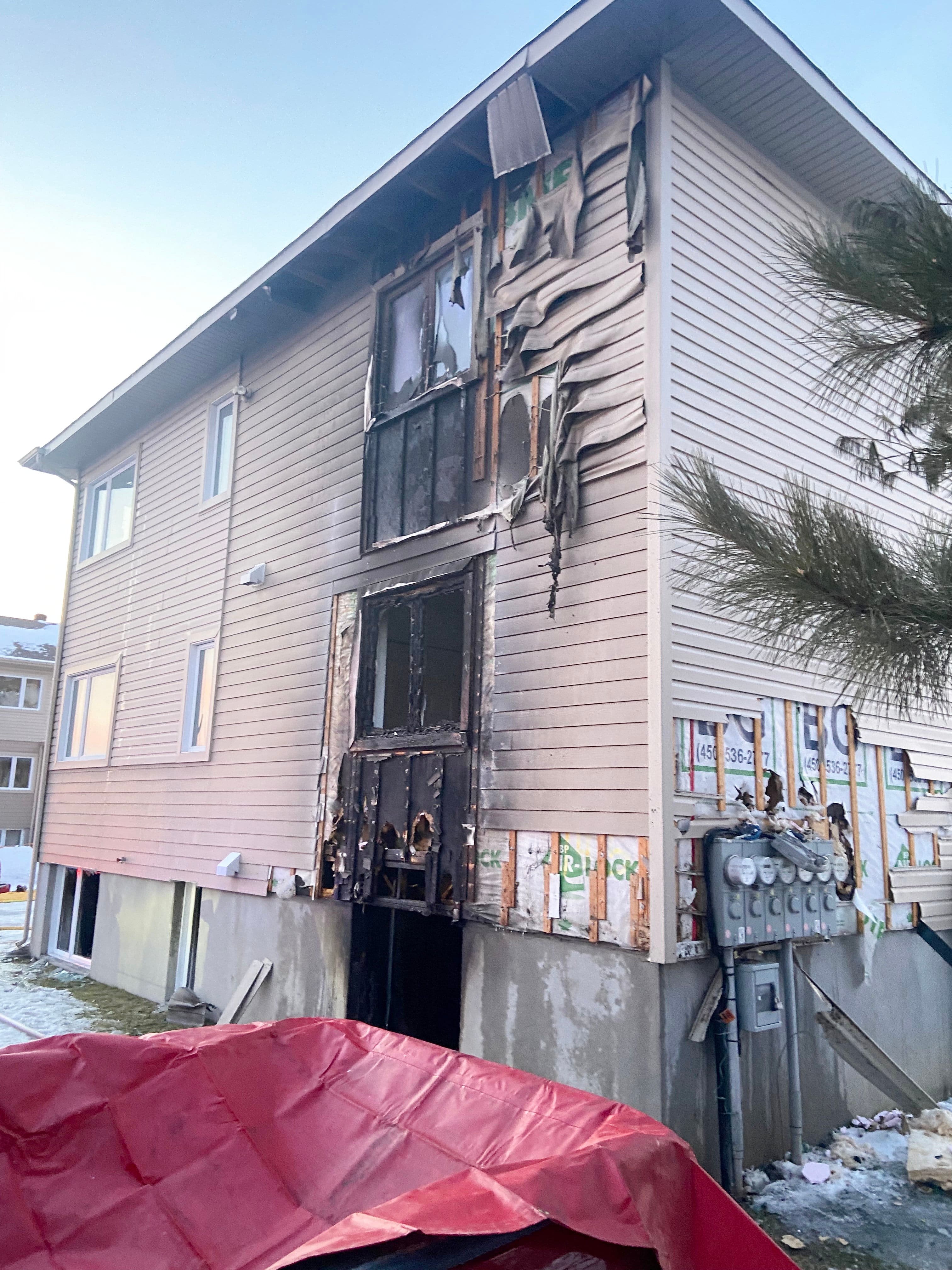 Une femme se trouve dans un état critique à la suite d’une dispute qui aurait dégénéré avec un homme, dimanche après-midi, à Rougemont, en Montérégie.