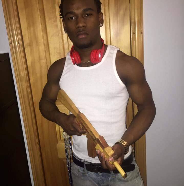 Un proxénète qui refuse de changer doit rester derrière les barreaux JDM