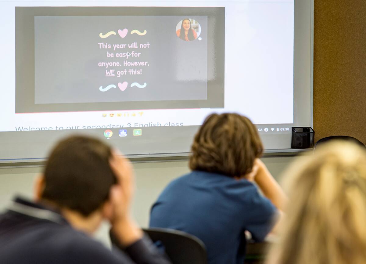 Prof à la maison, élèves en classe | Le Journal de Montréal premier cours d anglais