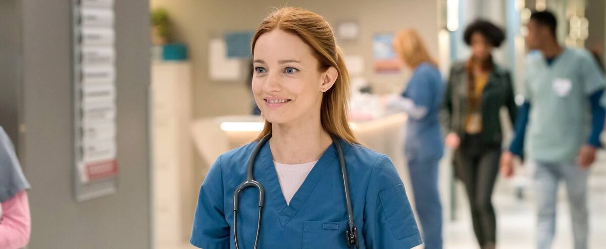 «Transplant»: Laurence Leboeuf et Ayisha Issa décorées aux Prix Écrans canadiens