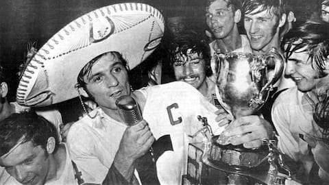 The fourth issue of the Rembars family who celebrated the conquest of the Memorial Cup in May 1971.