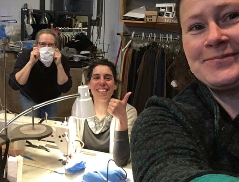  [ PHOTOS ] Une Gaspésienne invente un masque médical lavable révolutionnaire