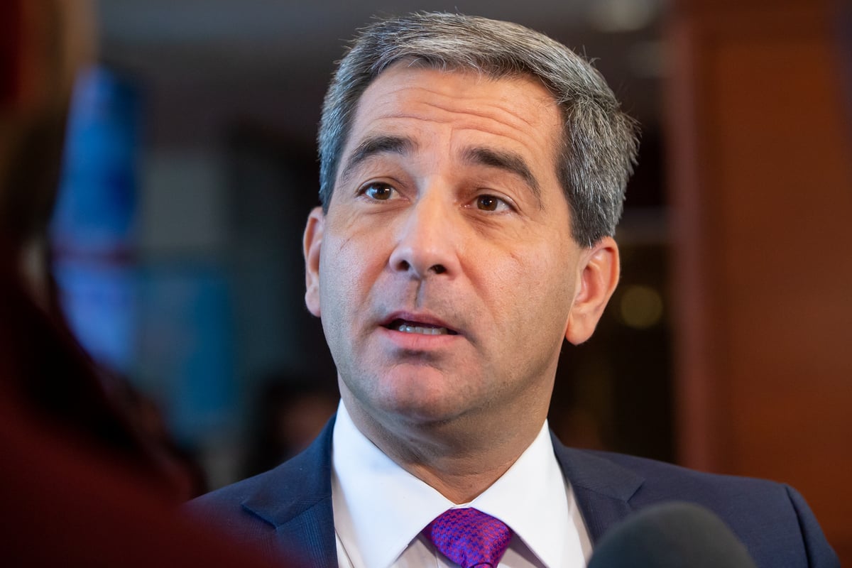 Vaccination obligatoire: des propos &laquo;incendiaires&raquo;, selon Paul-Hus