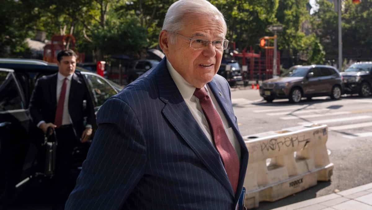 Processo per corruzione: condanna del senatore democratico Menendez Processo per corruzione: condanna del senatore democratico Menendez