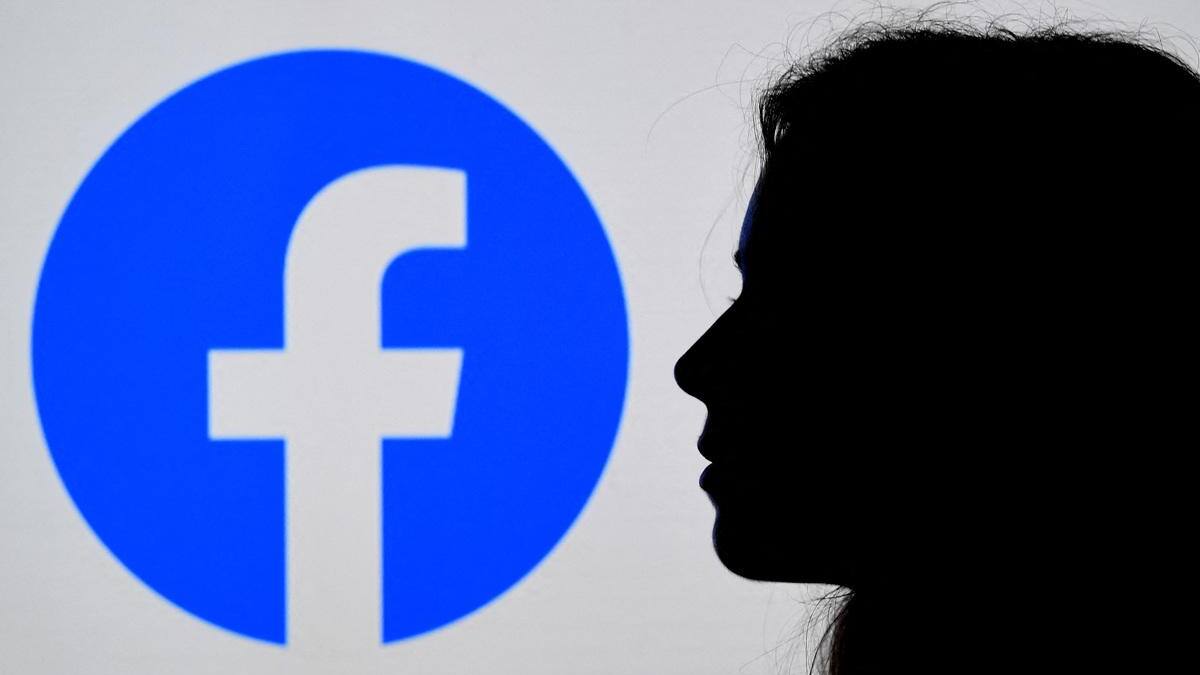 Facebook fait part de nouvelles difficultés d'accès à ses services