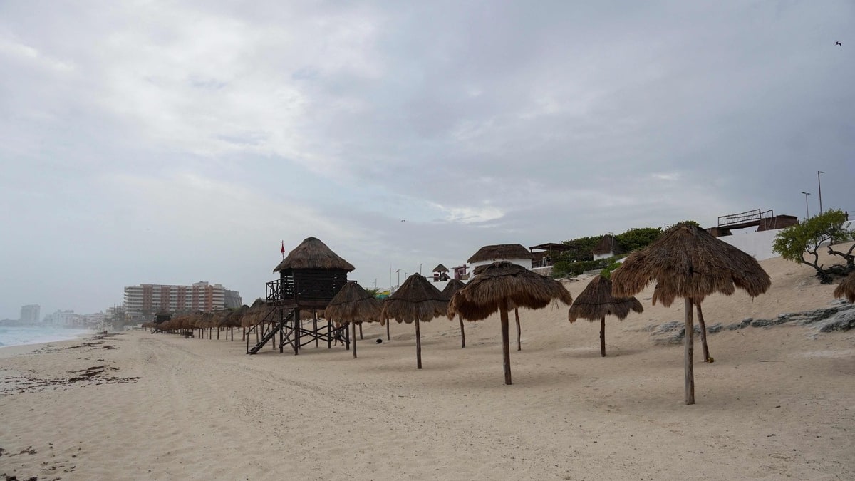 L'ouragan Béryl touche la péninsule du Yucatan au Mexique