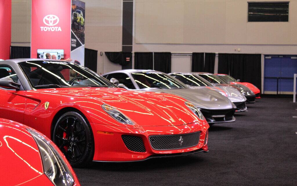 Luc Poirier et ses voitures de collection au Salon de l’auto de