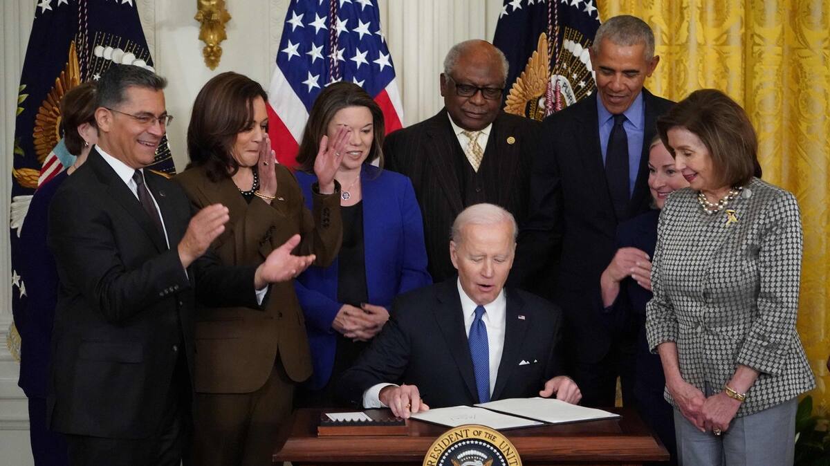 La «Speaker» du Congrès américain Nancy Pelosi est positive à la COVID-19