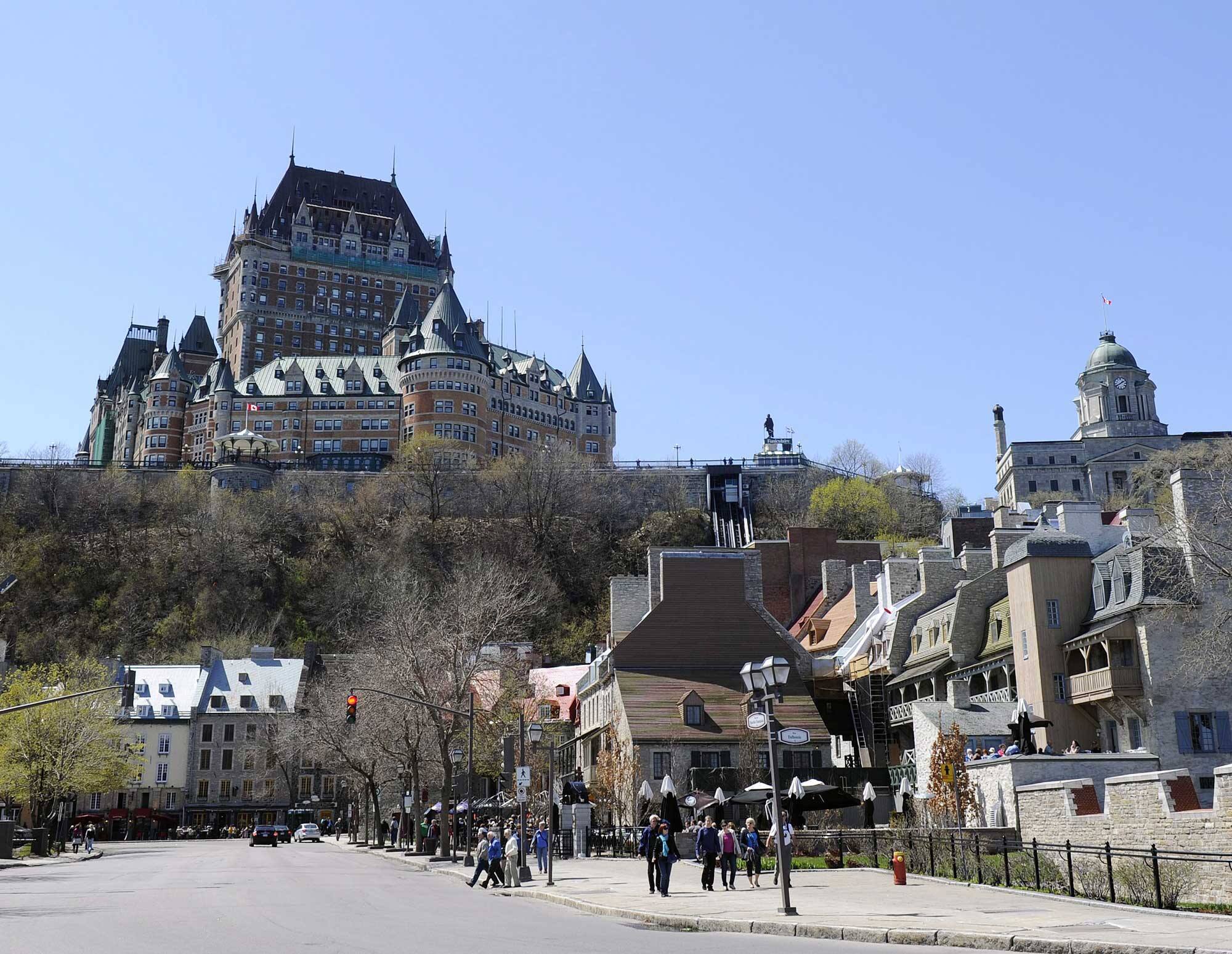 March&eacute; du travail: Qu&eacute;bec dame le pion &agrave; Montr&eacute;al