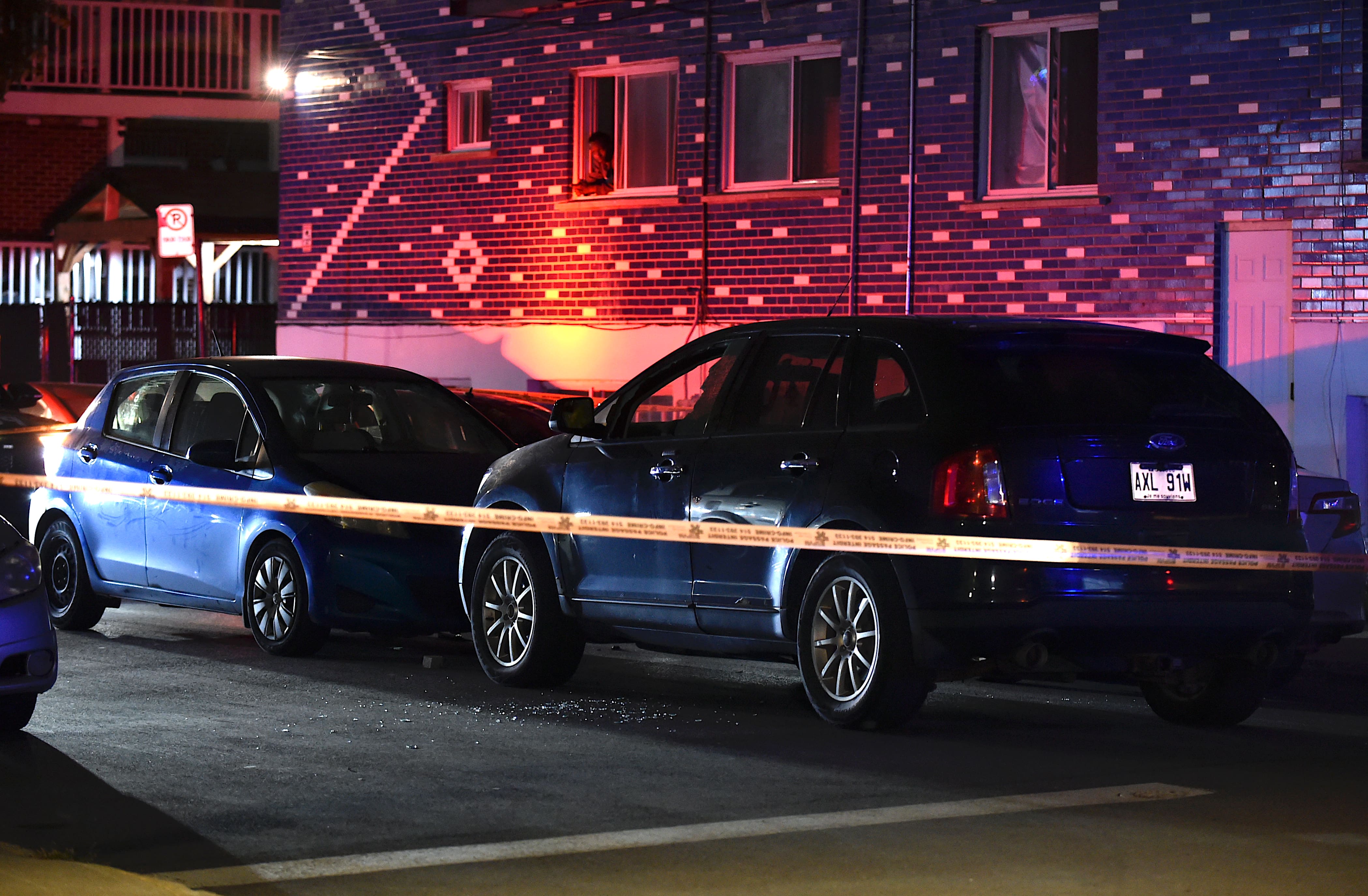Un morceau de pavé lancé au visage d'une jeune femme: une dispute dégénère à la sortie des bars à Montréal