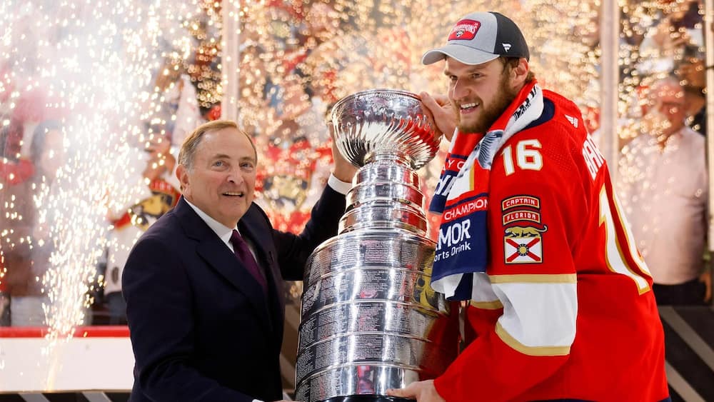 Les malheurs des Panthers ne changent pas grand-chose au portrait du Canadien
Les malheurs des Panthers ne changent pas grand-chose au portrait du Canadien