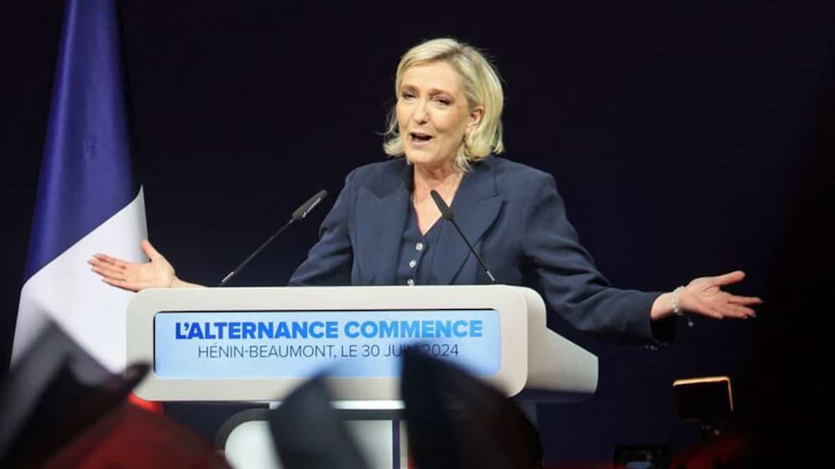 Élections législatives en France: l’extrême droite largement en tête au premier tour, selon des estimations Élections législatives en France: l’extrême droite largement en tête au premier tour, selon des estimations