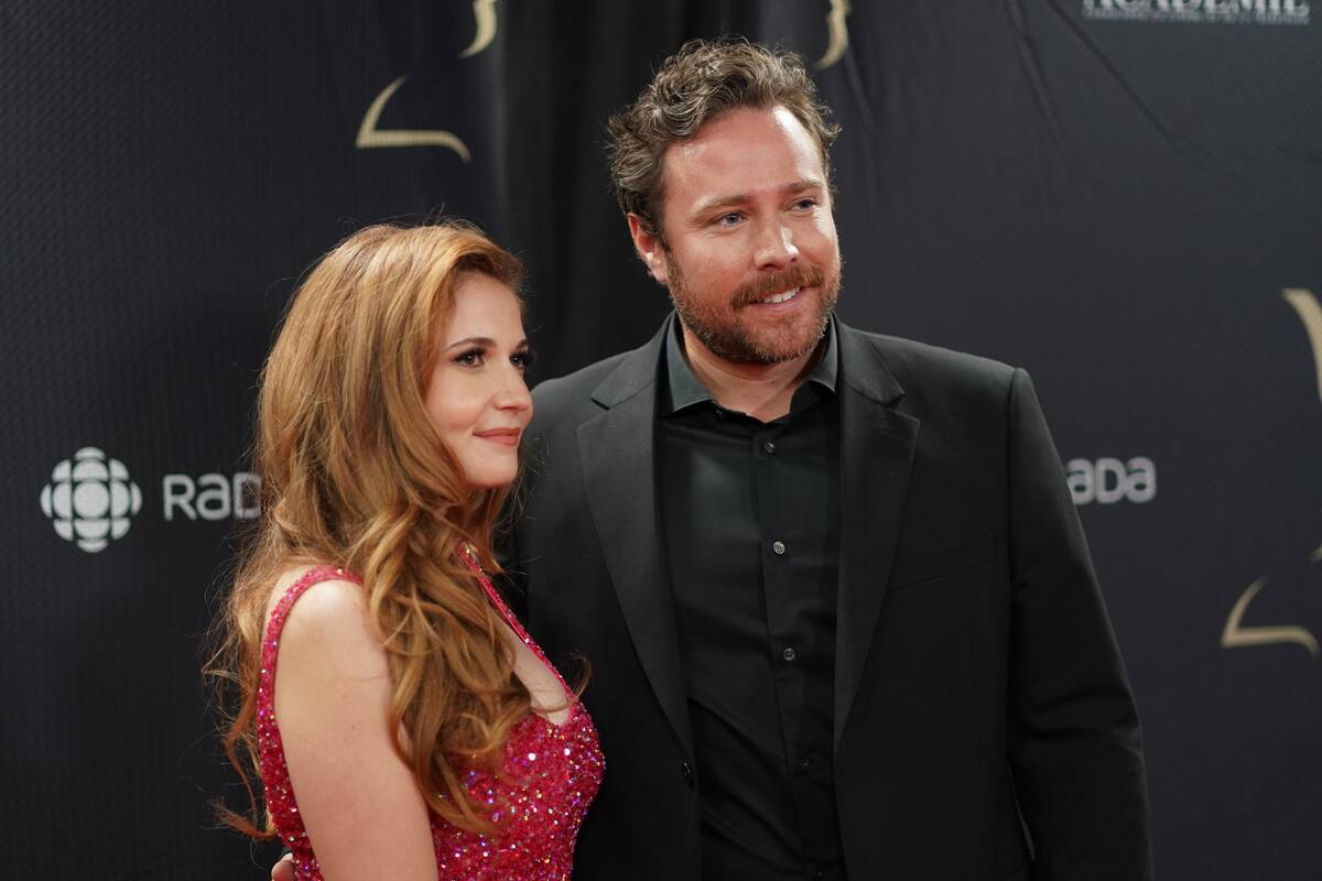 Elle dévoile ses invitations de mariage 