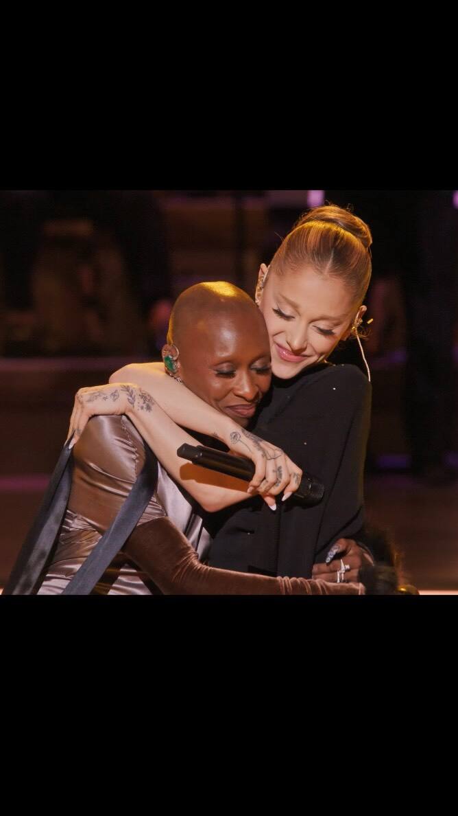 On résume les théories étranges qui les concernent