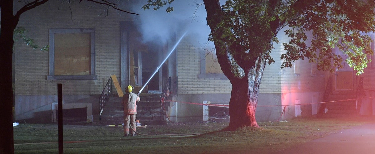 The Ravage Quebec Building Homelessness: a disused building ravaged by flames in Saint-Jérôme ...