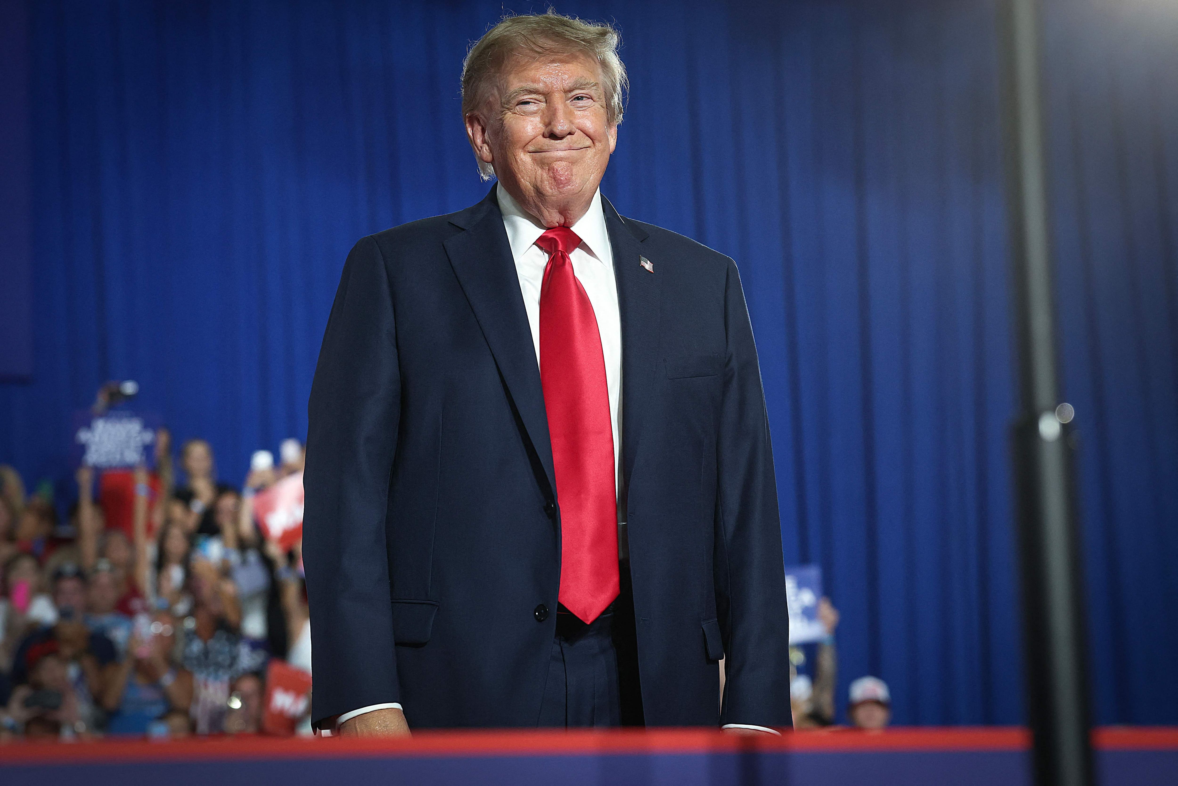 L'Iran dit considérer comme un «ennemi» tout pays participant à la «guerre économique» de Trump