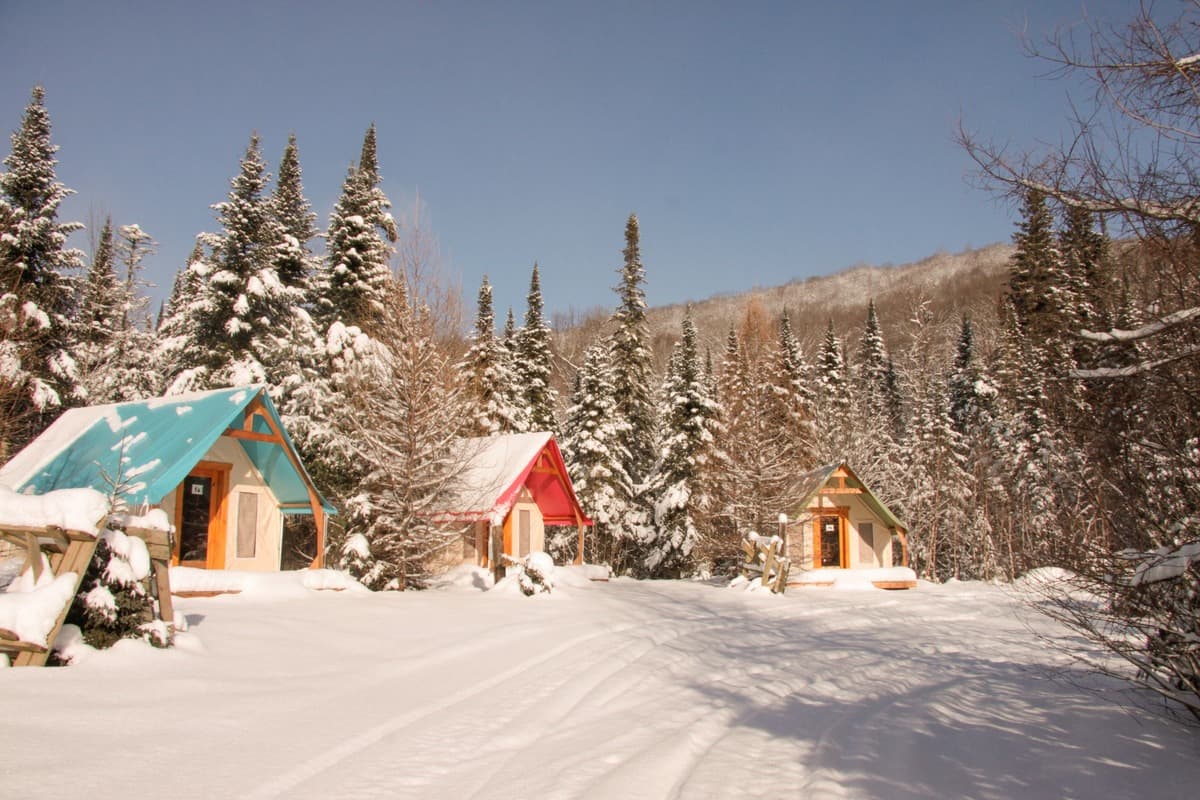 Plein air: 5 endroits uniques o&ugrave; s&rsquo;a&eacute;rer l&rsquo;esprit cet hiver