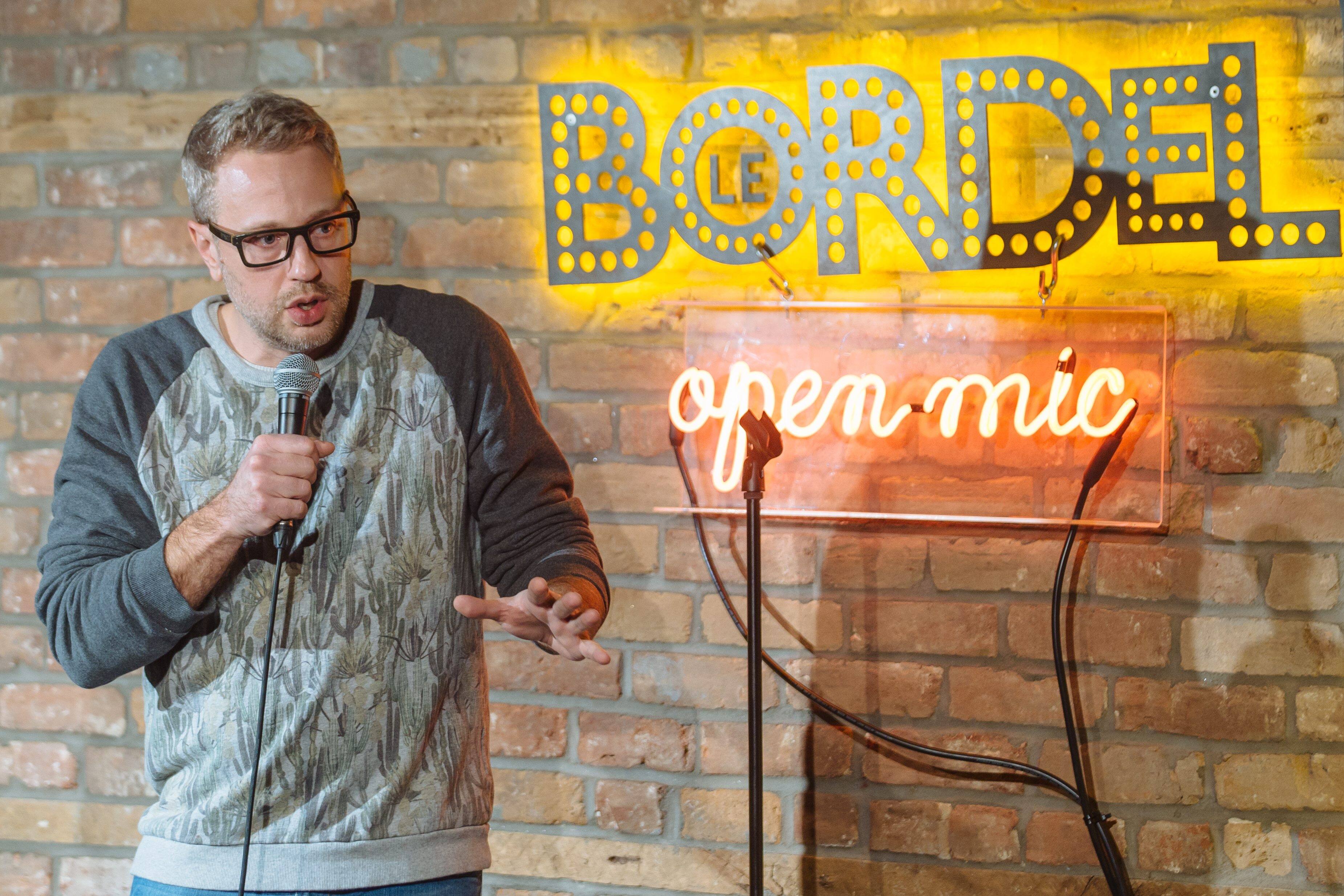 Soirées d’humour le Bordel Comédie Club a tout changé JDM