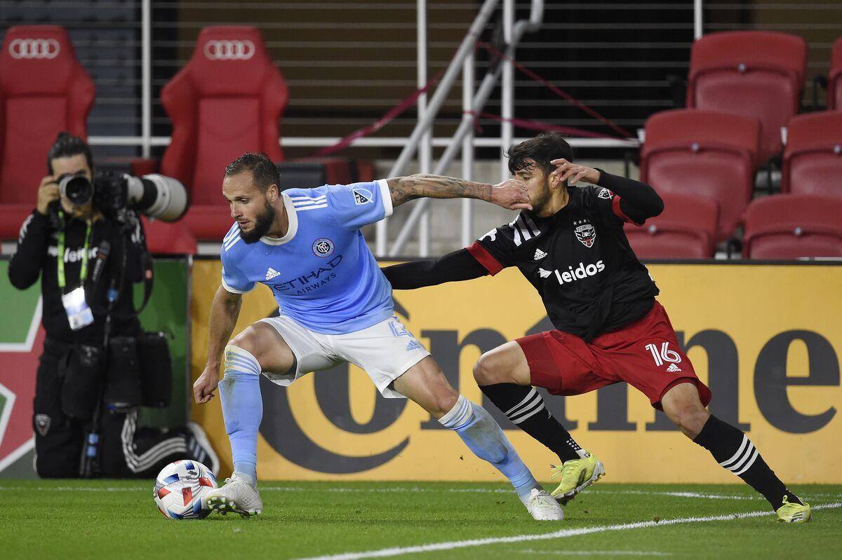 Zwei späte Tore retten New York City