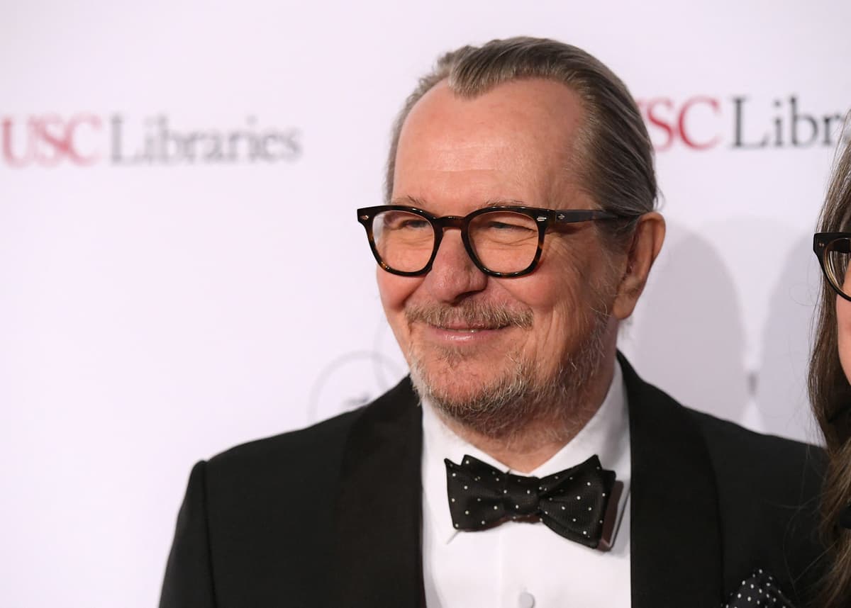 Gary Oldman wants to direct another film