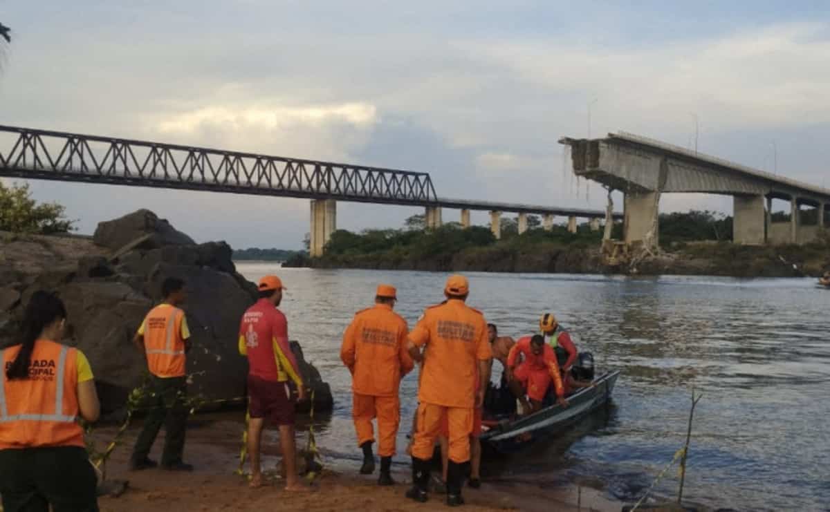 ブラジル北部で橋崩落 死者数は10人に増加