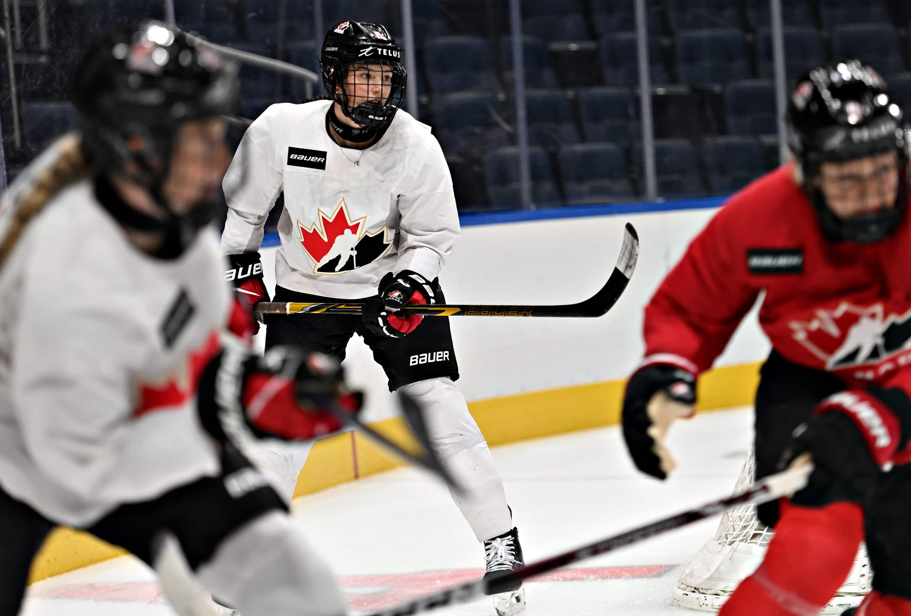 Voici Chloe Primerano, la prochaine grande vedette du hockey canadien comparée à Cale Makar et Lane Hutson