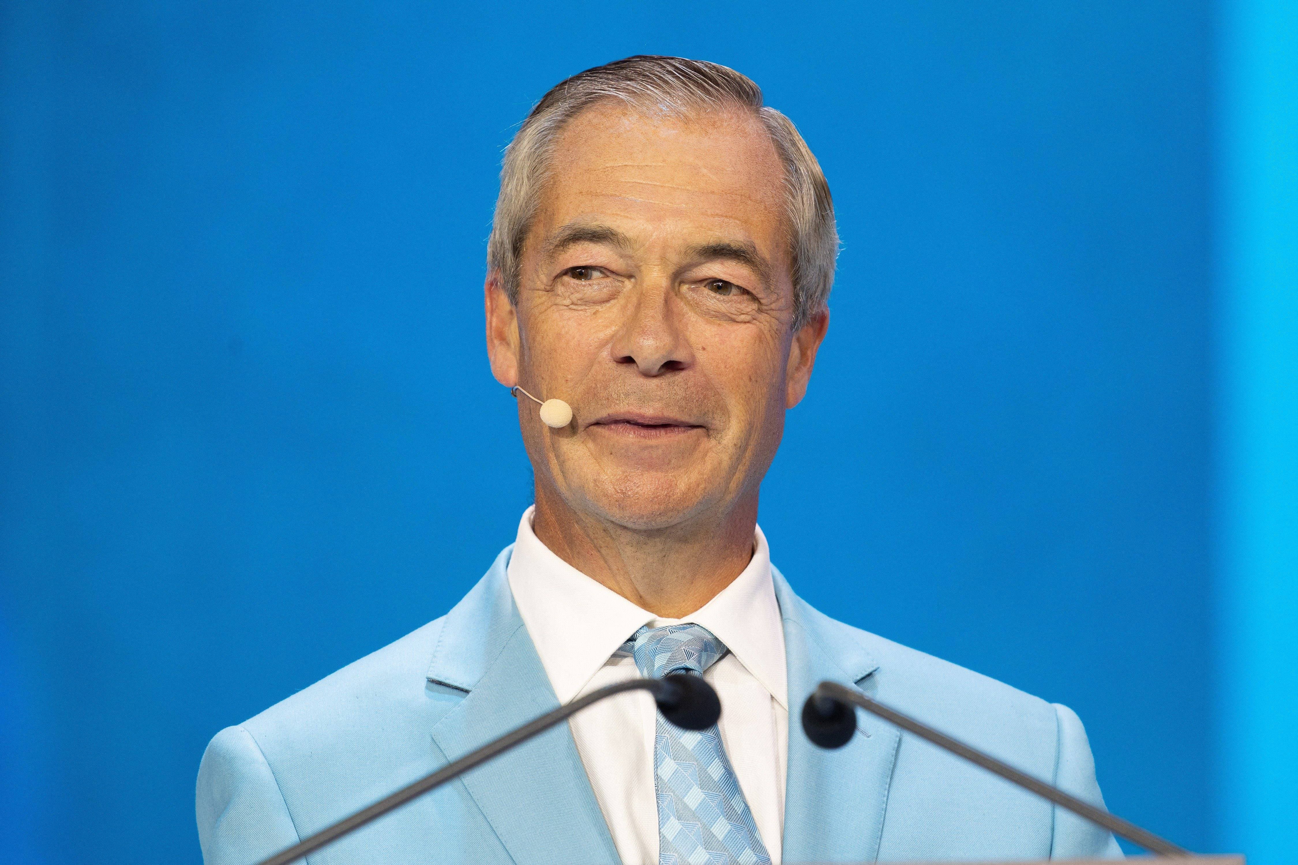 Un Britannique inculpé pour préparation d'acte de terrorisme contre Nigel Farage