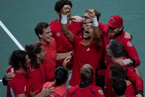 TENNIS DAVIS CUP CAN OUT