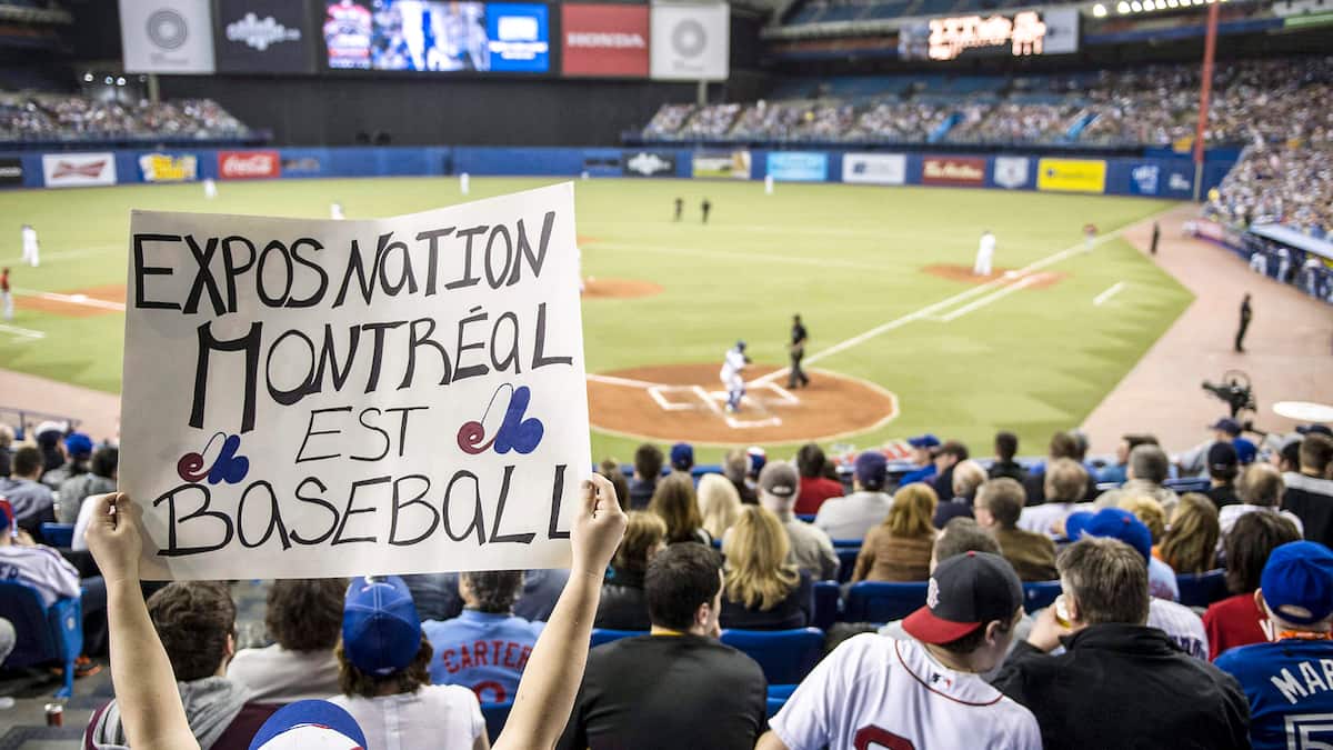 Retour du baseball à Montréal: le gouvernement Legault accusé de rendre service à «des chums milliardaires»