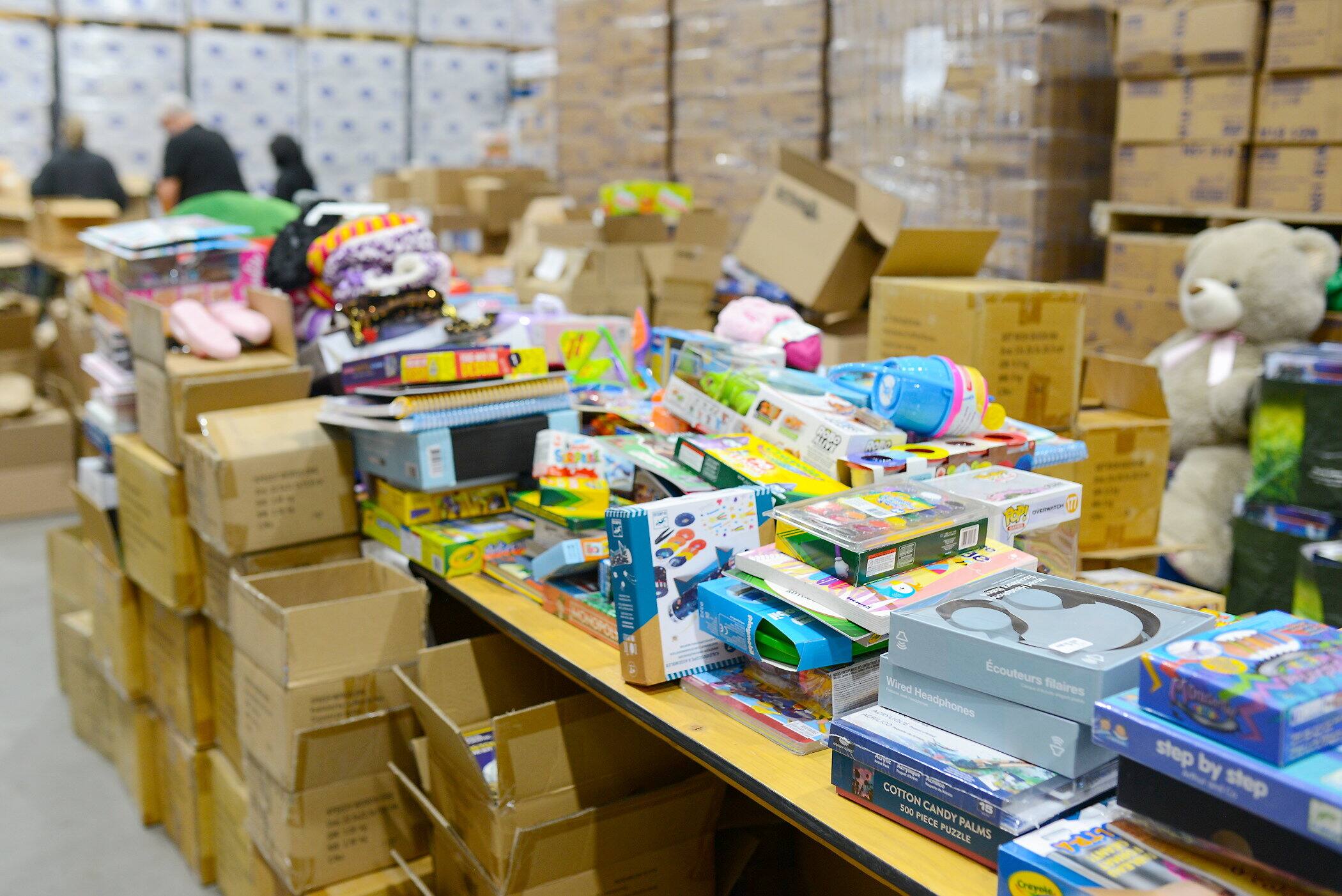 Dons de cadeaux de No&euml;l pour les enfants dans le besoin: trop de demandes et moins de donateurs