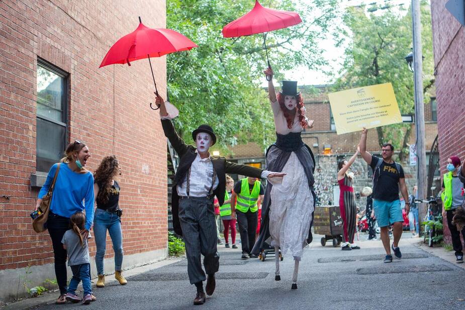 Image principale de l'article Il y a une parade dans votre ruelle? C'est normal