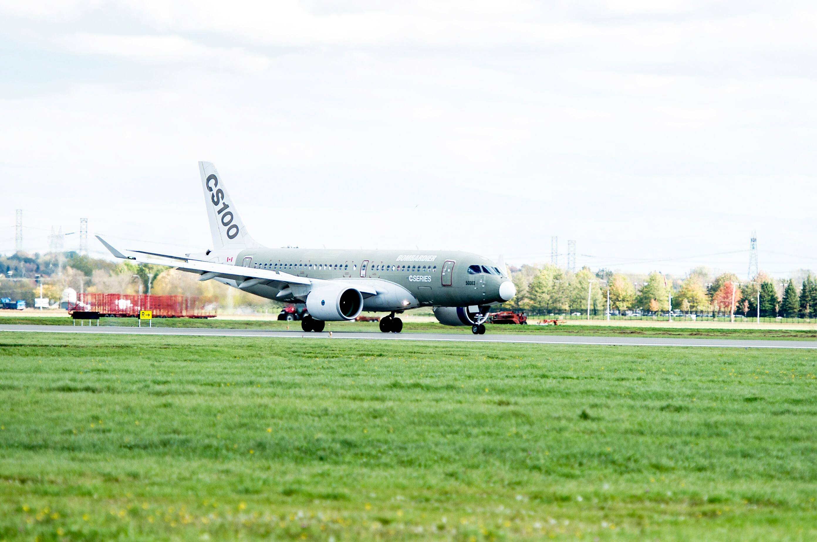 Pourquoi l’agrandissement de l’aéroport de SaintHubert n’a pas d
