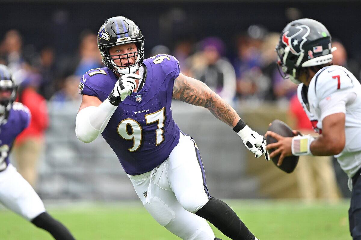 Le colosse canadien des Ravens qui a choisi la NFL au lieu de la LNH JDQ