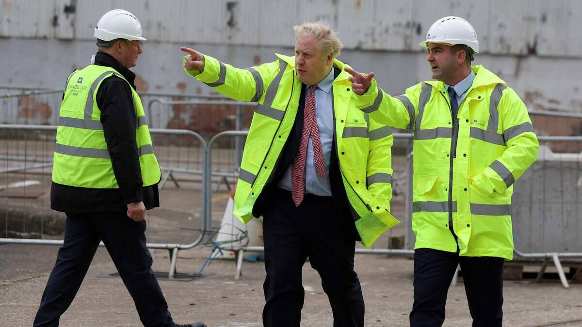 Boris Johnson craint que Moscou n'emploie des armes chimiques