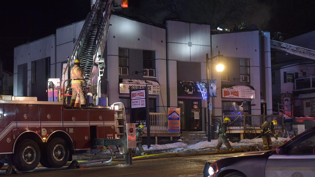 Sainte-Adèle: un incendie suspect jette deux personnes à la rue