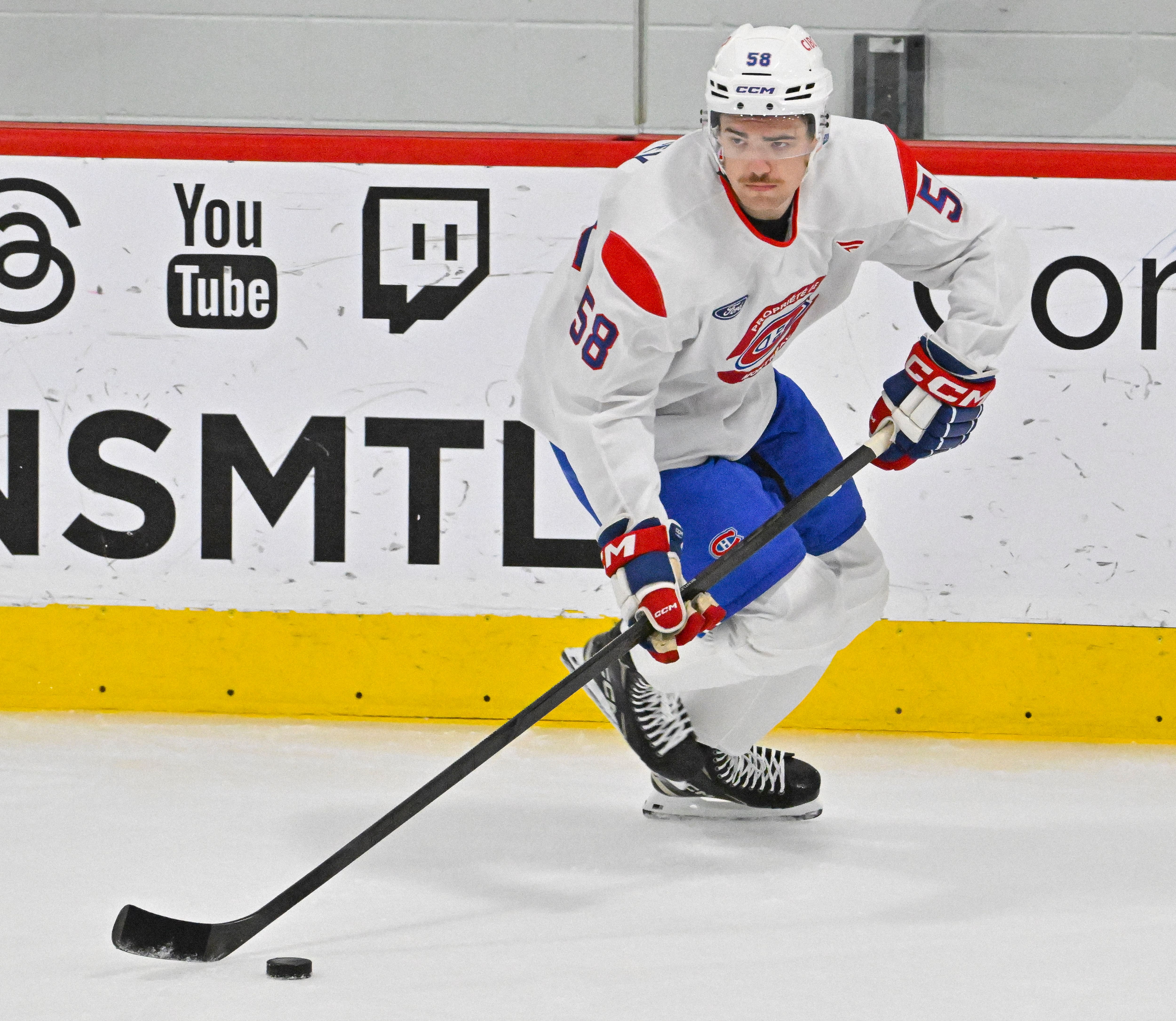 Des points positifs dans la défaite pour les espoirs du Canadien