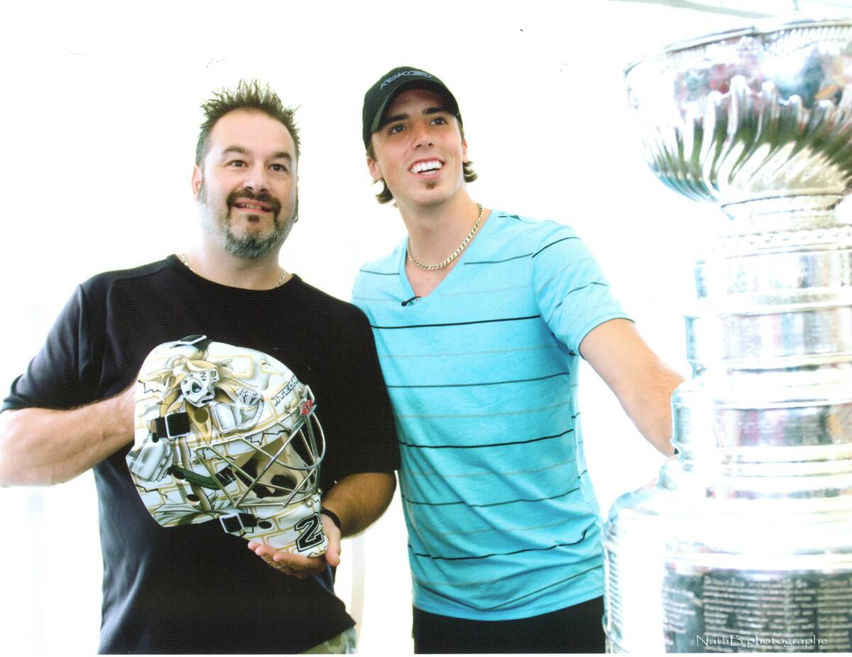 Complices depuis le junior majeur: l&rsquo;artiste des masques de Marc-Andr&eacute; Fleury dit au revoir &agrave; son meilleur client