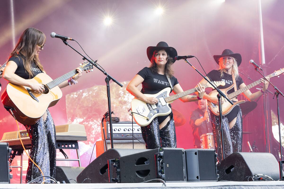LASSO Montr&eacute;al: les Hay Babies s'amusent dans leur premier festival country